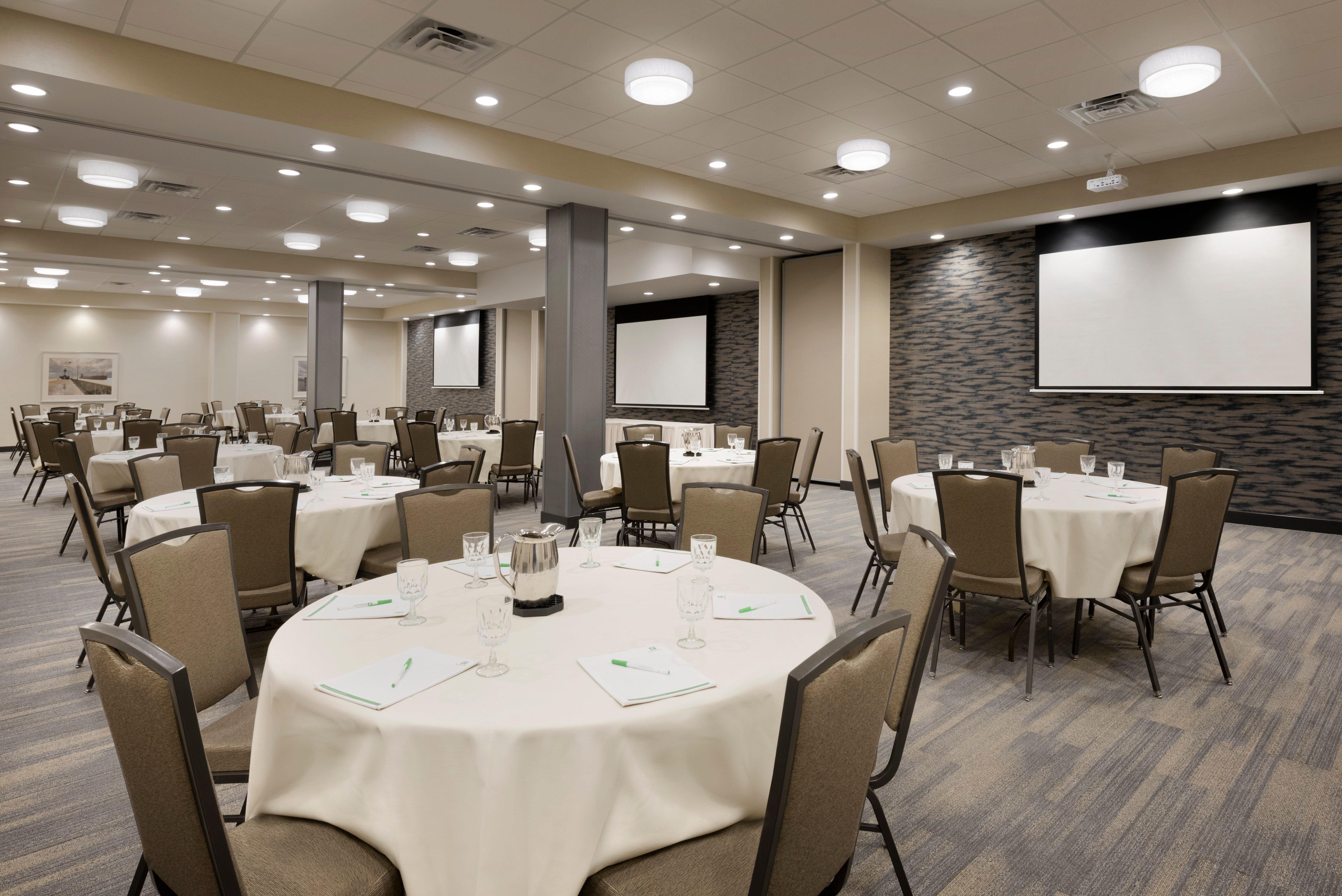 Holiday Inn & Suites Duluth-Downtown By Ihg Buitenkant foto