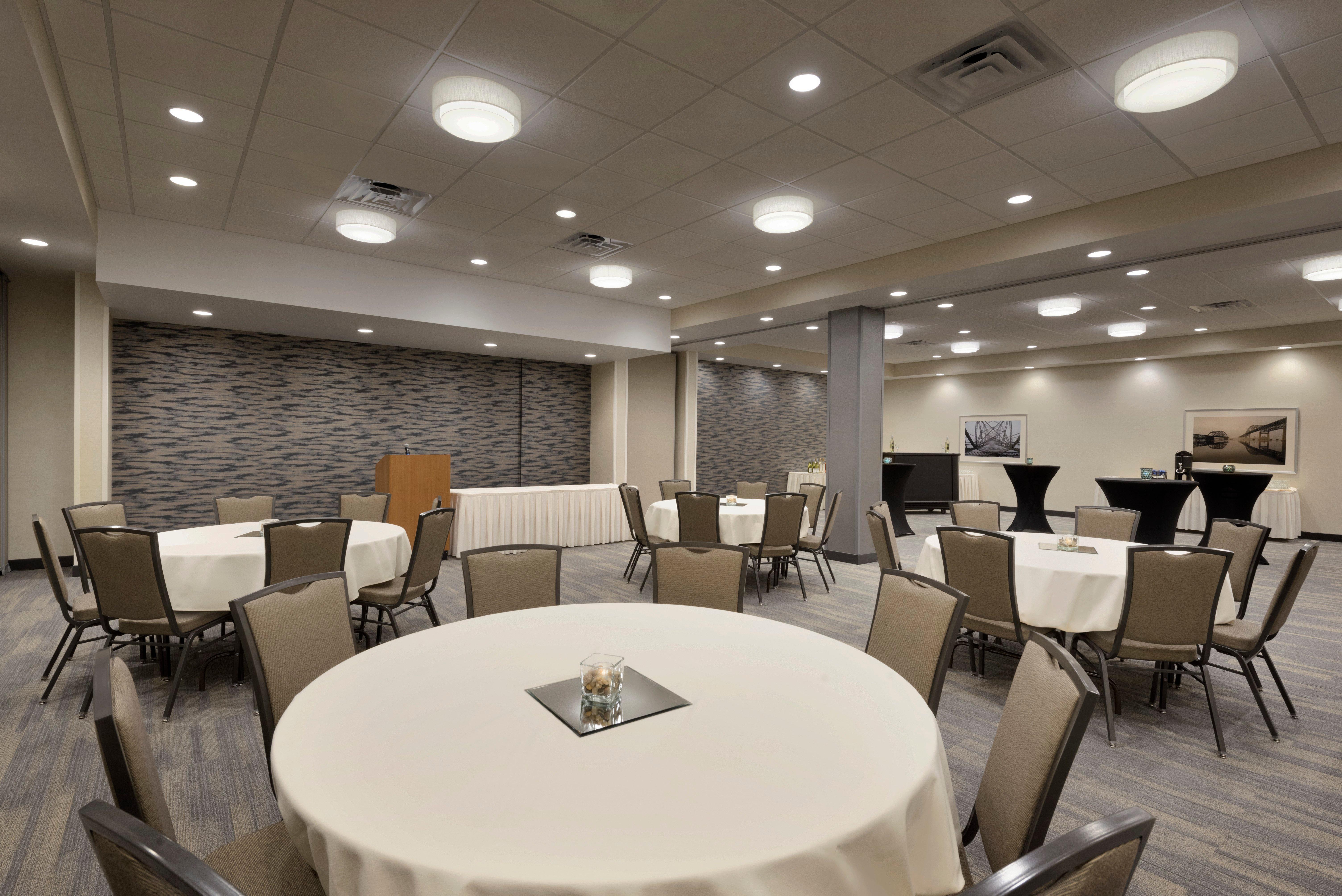 Holiday Inn & Suites Duluth-Downtown By Ihg Buitenkant foto